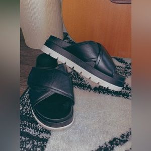 🛝J SLIDES BELLA MINIMALIST PLATFORM SLIDES